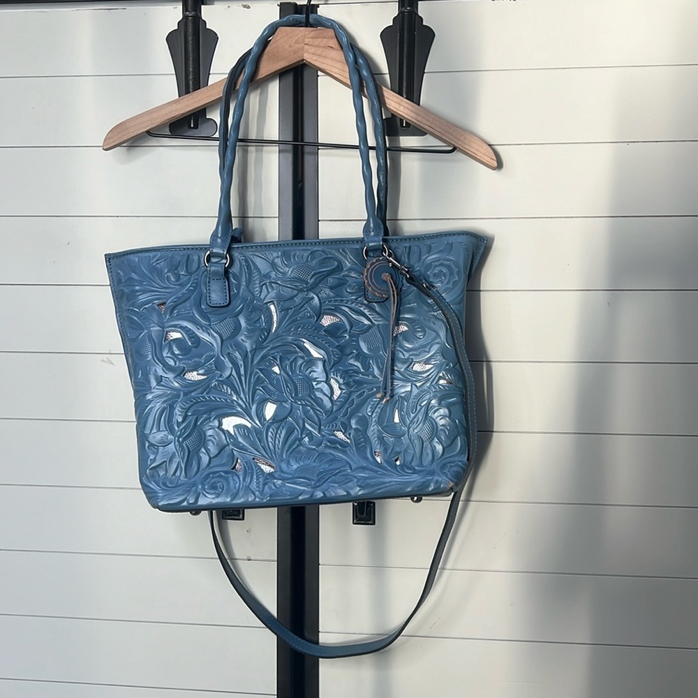 Patricia Nash burnished cutout tooled leather purse
